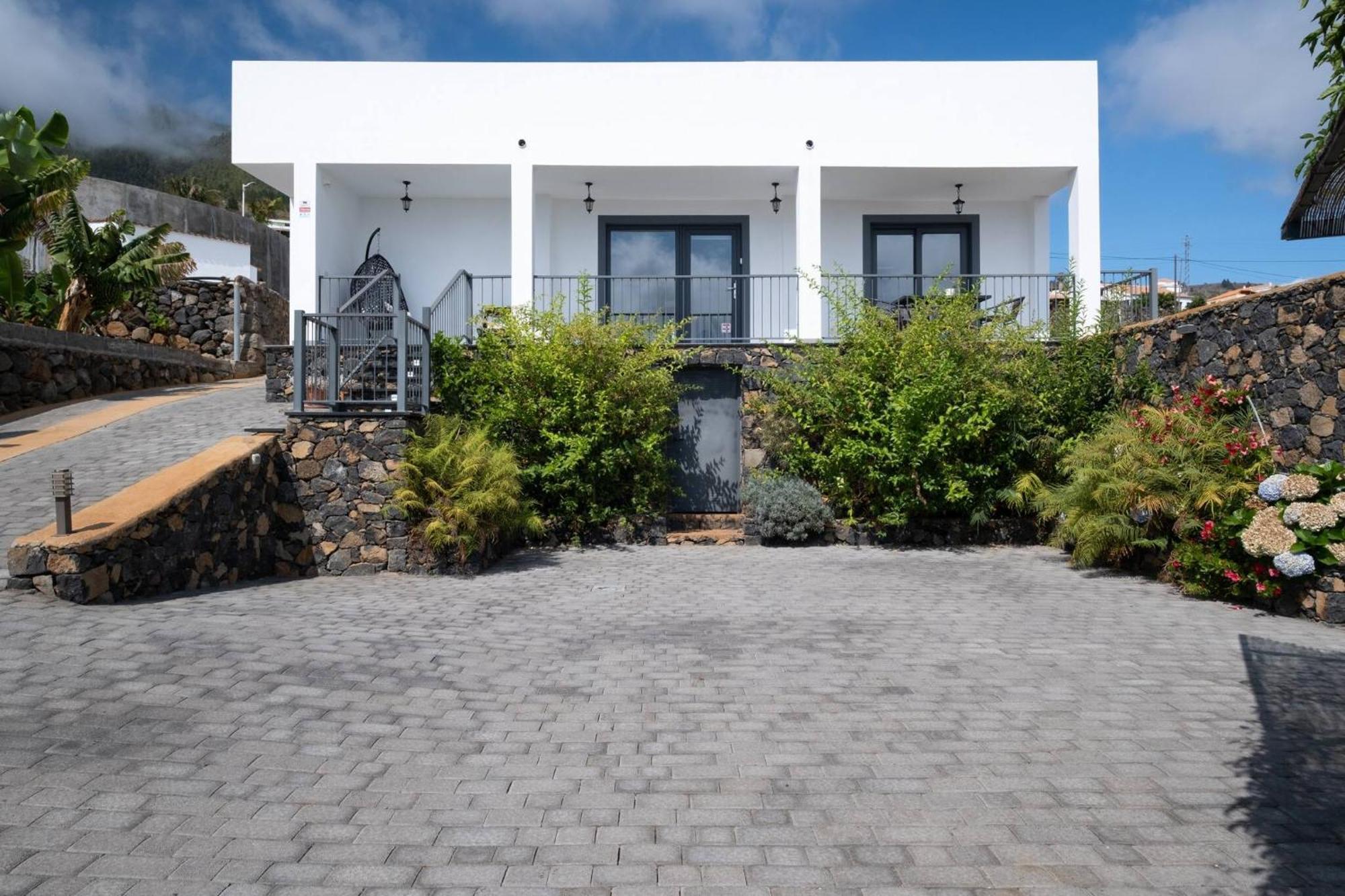 Villa La Graja By Huskalia - Private Pool لوس يانوس دي أريداني المظهر الخارجي الصورة